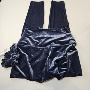 SHEFIT BOSS VELVET LEGGINGS